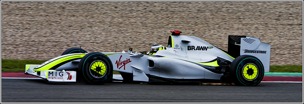 F1 4946